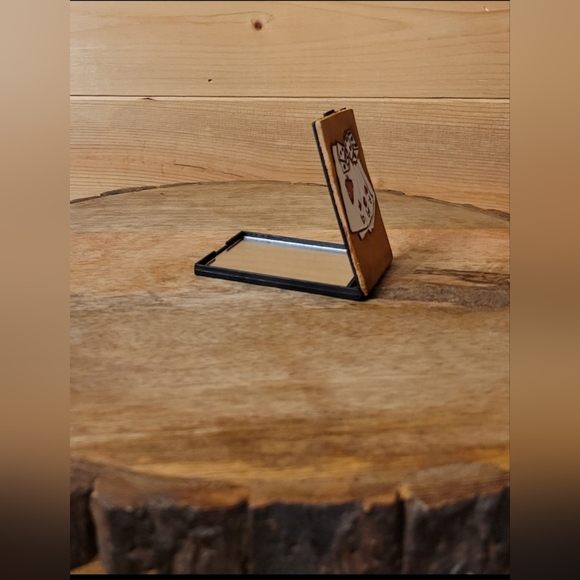 Hand tooled leather lucky dice cards Mirror Travel size - Picture 3 of 3